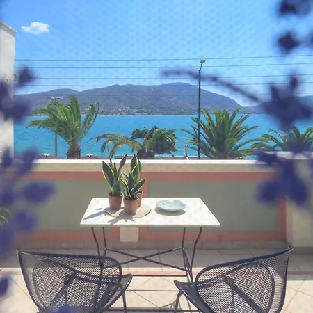Seaside Apartment Salamís Dış mekan fotoğraf